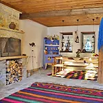 Kalinia Bed & Breakfast