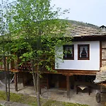 Kalinia Nocleg ze śniadaniem 3*