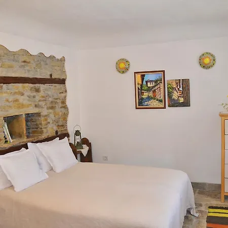فندق مبيت وإفطار Kalinia Kovačevica