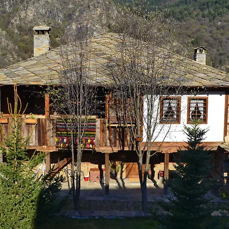 فندق مبيت وإفطار Kalinia Kovačevica