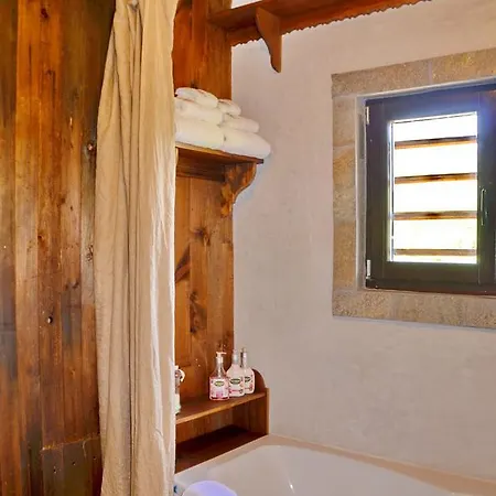 فندق مبيت وإفطار Kalinia 3*