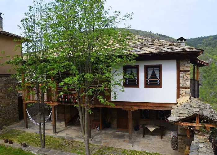 Kalinia Bed & Breakfast 3*